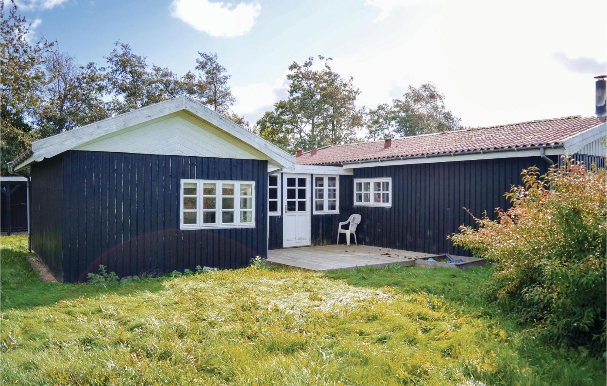 Nice Home In Knebel With Kitchen Exteriör bild